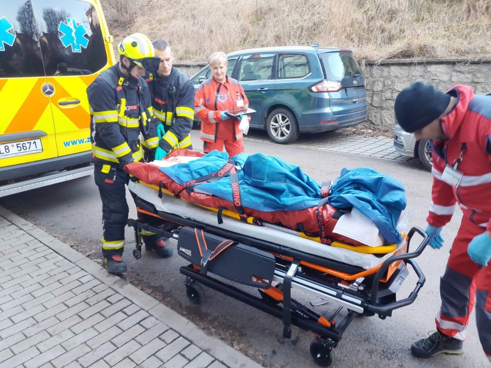 Sváteční boom, hasiči se nezastavili, téměř 70 zásahů