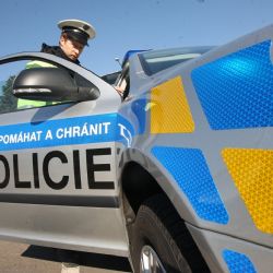 Policisté přijeli za dětmi do školky