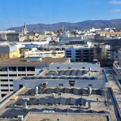 Fotovoltaická revoluce na střechách krajských budov