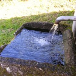 Nové vodovody řeší nedostatek vody způsobený Dolu Turów