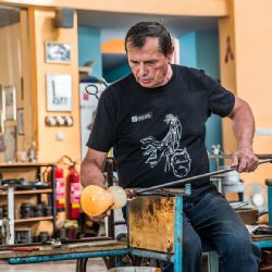 Odešel Petr Novotný, velká postava světového sklářství