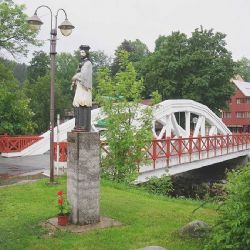 Rekonstrukce historického mostu ve Špindlerově Mlýně končí v říjnu