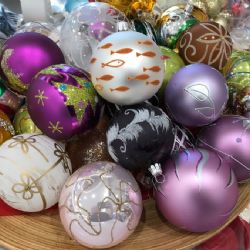 Přebytečné vánoční ozdoby a dekorace najdou smysl v Liberci